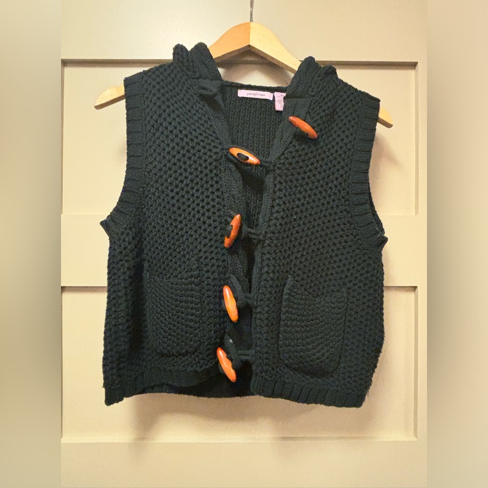 PARAPHRASE Open Knit Hooded Vest Crop Pockets Wood Toggle Chunky Y2K